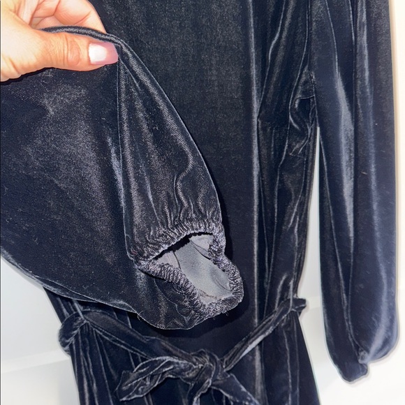 NWT LOFT Black Long Sleeve Dress - Picture 8 of 11